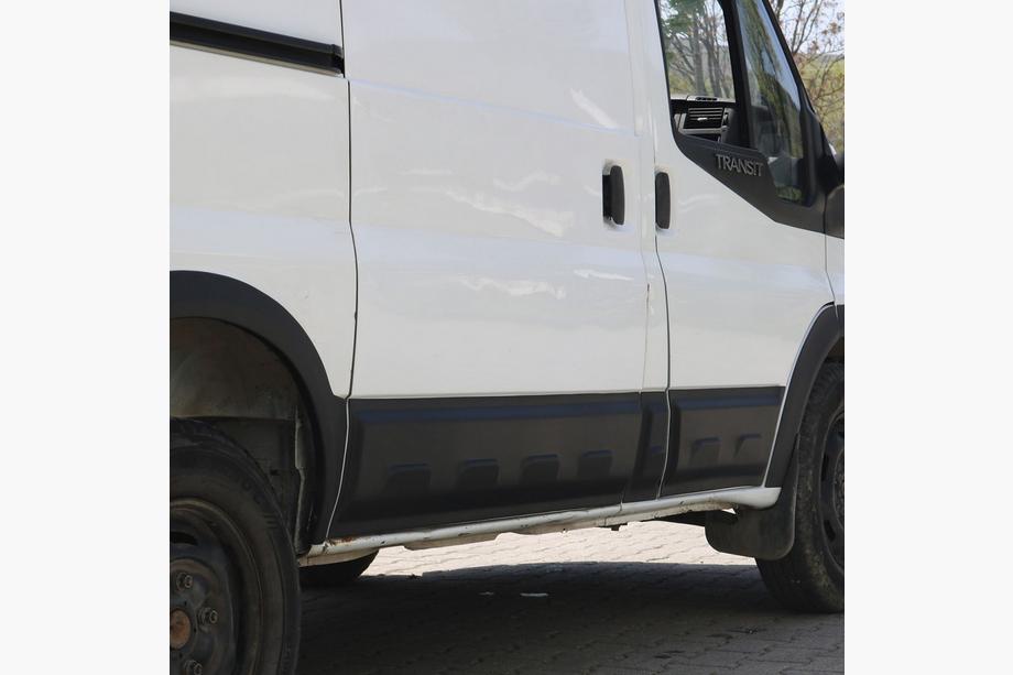 Ford Transit 2000–2014 Türleisten EuroCap (6 Stk, ABS, kurzer Radstand) Foto 3