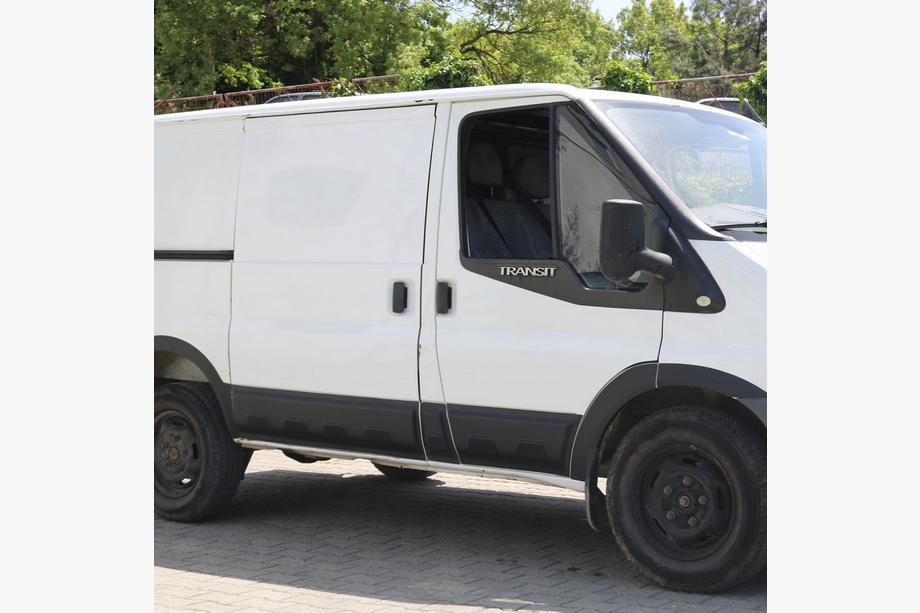 Ford Transit 2000–2014 Türleisten EuroCap (6 Stk, ABS, kurzer Radstand) Foto 1
