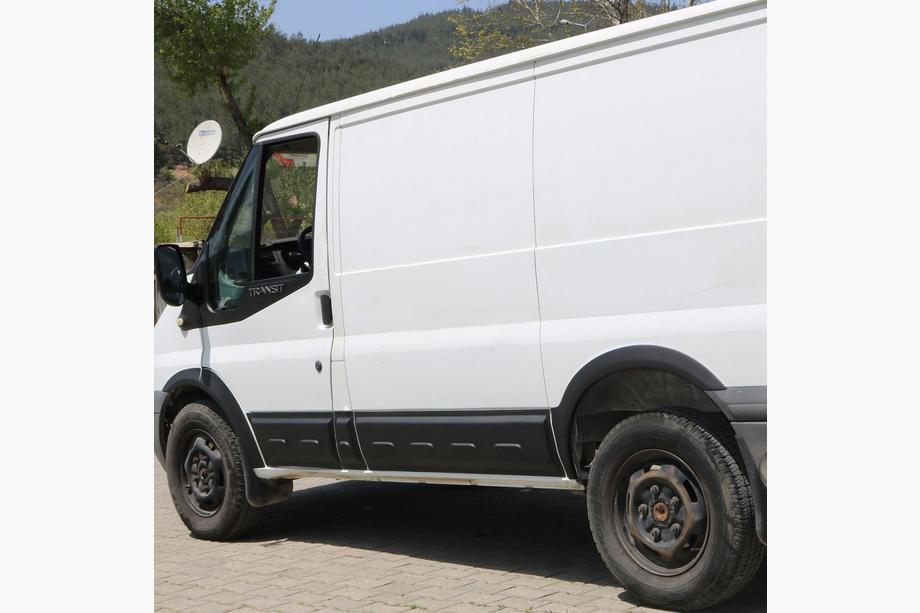 Ford Transit 2000–2014 Türleisten EuroCap (6 Stk, ABS, kurzer Radstand) Foto 6