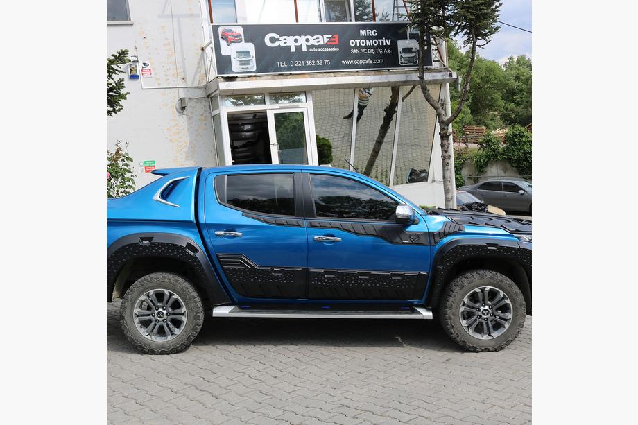 Mitsubishi L200 2015-2024 Obere Türleisten 2019+ (6 Stk, ABS) Foto 3
