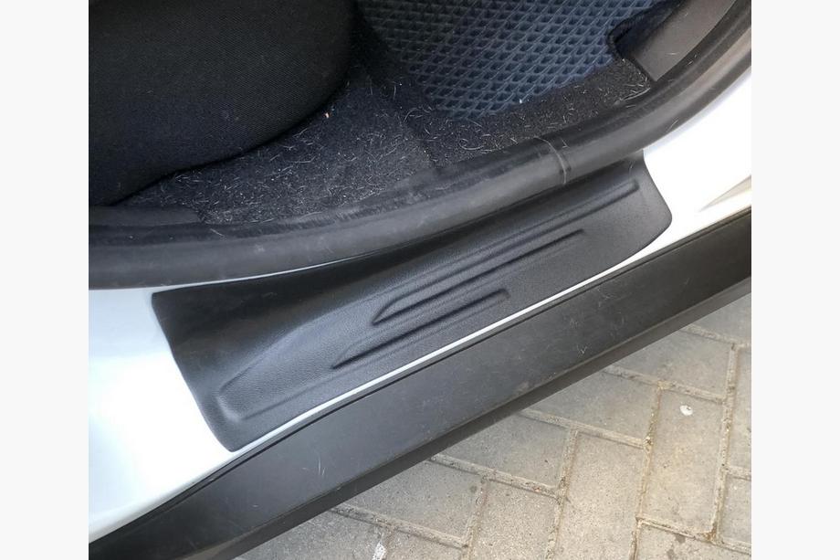Renault Duster 2018-2024 T&uuml;rschweller Abdeckungen EuroCap (4 Stk, ABS) Foto 2