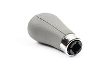 BMW 3er E30 1982–1994 Schaltknauf OEM (Kunstleder, grau glatt) Foto 4