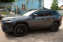 Toyota Rav 4 2019–2025 Windabweiser mit Chromleiste (4 Stk, Niken) Foto 5