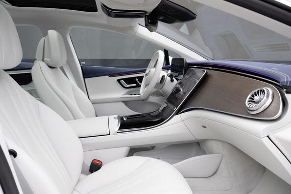 Testbericht zur Elektrolimousine Mercedes-Benz EQE (V295) Foto 5