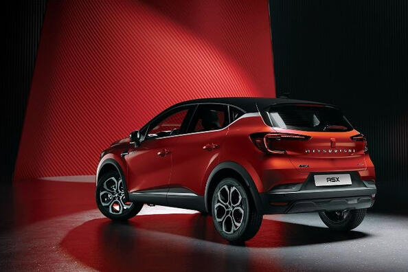 Überblick über den kompakten Crossover Mitsubishi ASX der vierten Generation Foto 4