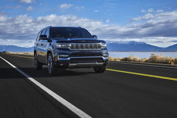 Testbericht zum Jeep Grand Wagoneer SUV Foto 1