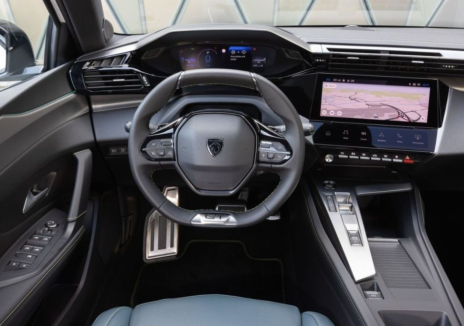 Testbericht zum kompakten Elektro-Schrägheckmodell Peugeot e-308