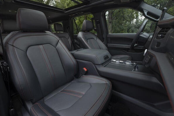 Neu gestalteter Ford Expedition SUV der vierten Generation Foto 6