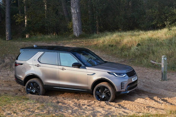 Rückblick auf die fünfte Generation des Land Rover Discovery SUV Foto 4