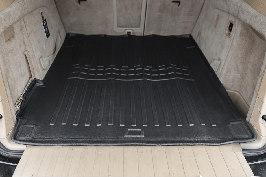 BMW X5 E70 2007-2013 Kofferraumwanne Stingray 3D Image