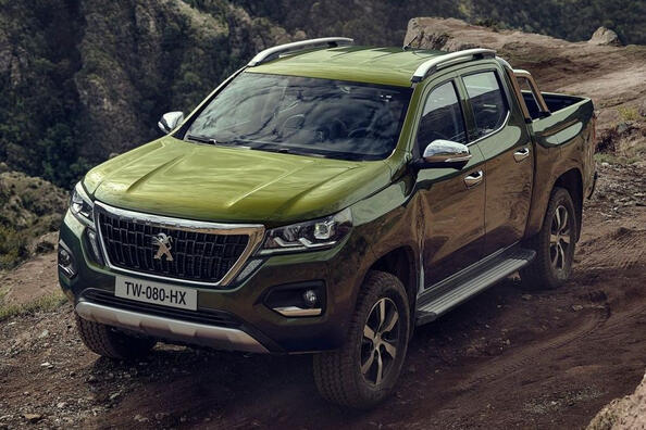 Testbericht zum allradgetriebenen Peugeot Landtrek Pickup Foto 1