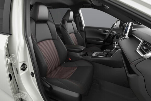 Übersicht über den Suzuki Across Hybrid-Allrad-Crossover Foto 5