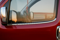 Peugeot Bipper 2008-2017 Fensterzierleisten außen Edelstahl (2 Stk) Carmos - Türkischer Edelstahl Foto 1