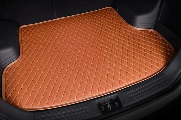 Warum braucht man eine Matte im Kofferraum eines Autos? Foto 1