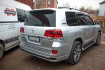 Toyota Land Cruiser 200 2007-2021 Leiste über dem Kennzeichen OEM (2016+) Foto 7