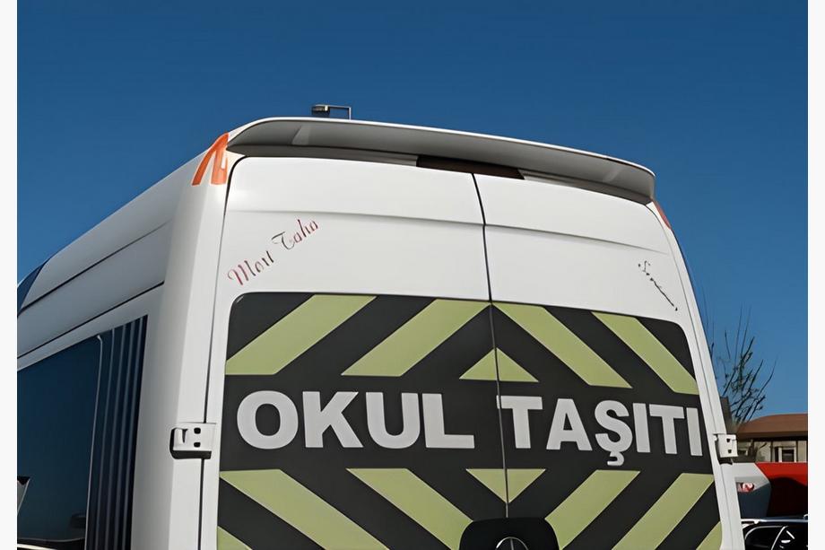 Mercedes Sprinter W906 2006–2018 ABS Heckspoiler (grundiert zum Lackieren) Foto 2