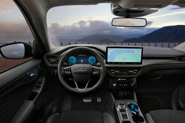 Ford Kuga 2024: aktualisiertes Design und Technologie Foto 5