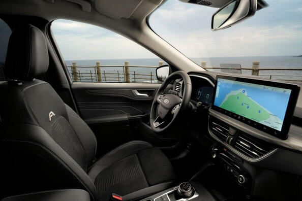 Ford Kuga 2024: aktualisiertes Design und Technologie Foto 6