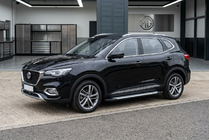 MG HS 2018- Trittbretter Allmond Grey (2 Stk., Aluminium) Foto 1