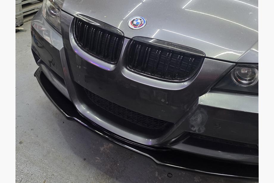BMW 3 Series E90/E91 2005-2011 Jubiläums Emblem 82mm (Front) Foto 3