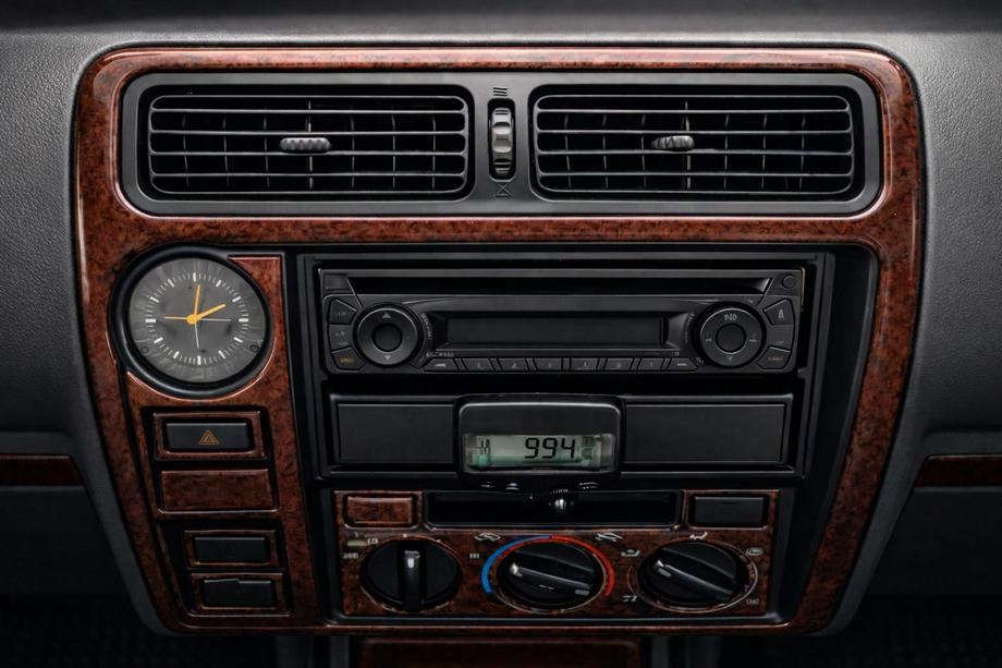 Toyota Land Cruiser 90 Prado 1996-2002 Armaturenbrett Abdeckung V2 Image