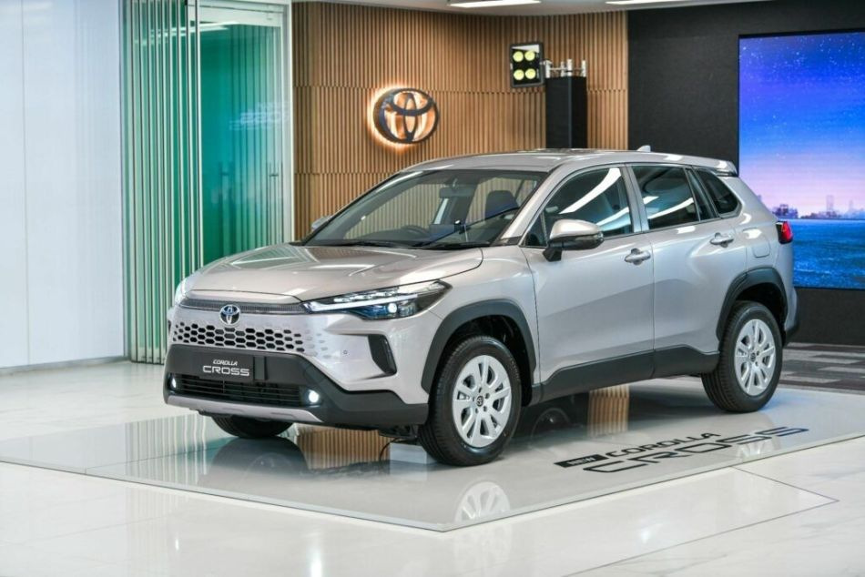 Toyota Corolla Cross: der aktualisierte Crossover von 2024