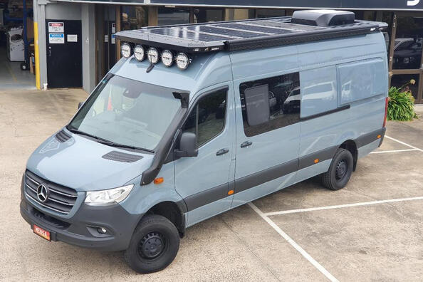 Merkmale des Mercedes Sprinter Tunings: nützliches Zubehör Foto 2