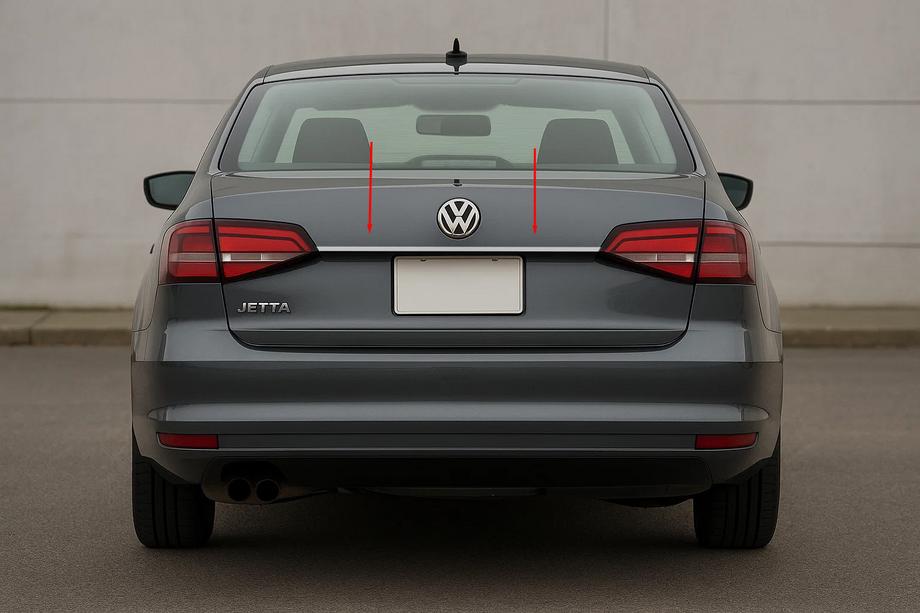 Volkswagen Jetta 2011-2018 Chromleiste über dem Kennzeichen (Carmos Edelstahl) Foto 1