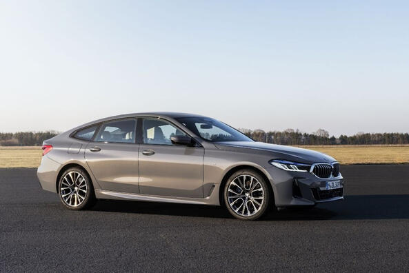 BMW 6er Gran Turismo: Überprüfung des aktualisierten Liftbacks Foto 1