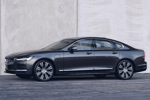 Testbericht zur aktualisierten Premium-Limousine Volvo S90 Foto 1