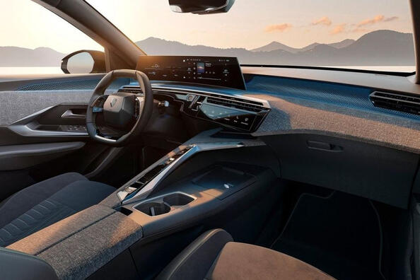 Testbericht Peugeot e-308: ein Elektroauto mit einer Reichweite von bis zu 700 km Foto 5