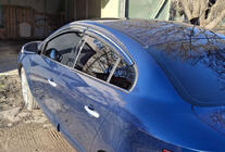 Renault Fluence 2009-2016 Windabweiser mit Chromleiste (4 Stk, Niken) Foto 4
