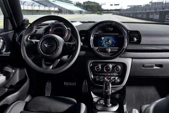 Testbericht zum Hochleistungskombi MINI John Cooper Works Clubman Foto 5
