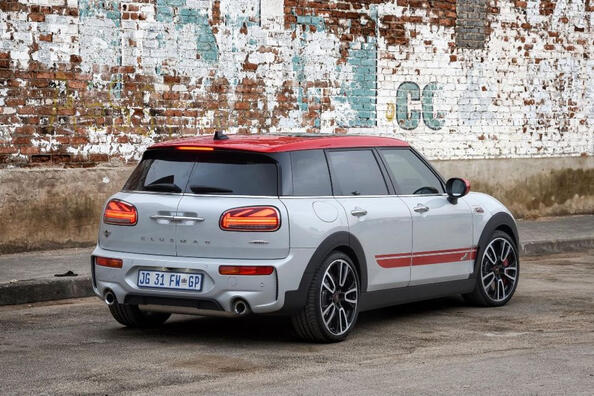 Testbericht zum Hochleistungskombi MINI John Cooper Works Clubman Foto 3