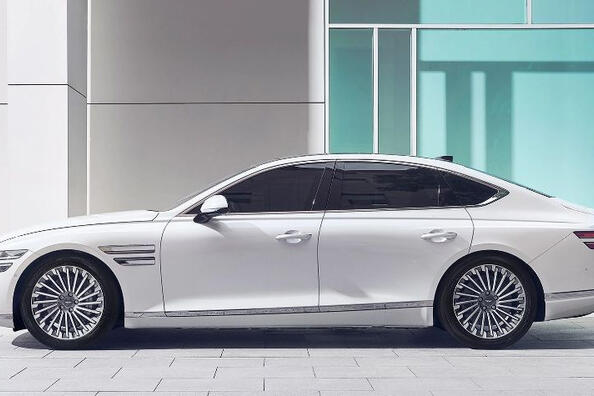 Testbericht zur Genesis G80 Electrified Sedan: Elektrifizierter Luxus Foto 2