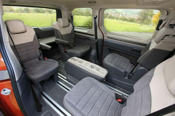 Volkswagen Multivan T7: Die Rückkehr der Legende in neuer Form Foto 6