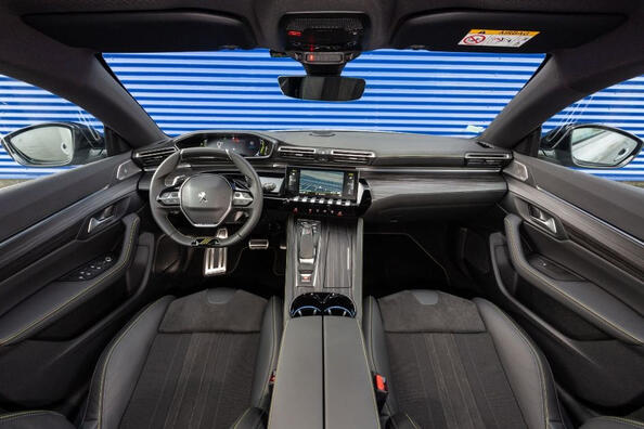 Testbericht zum Peugeot 508 SW PSE 360-PS-Hybridkombi Foto 5