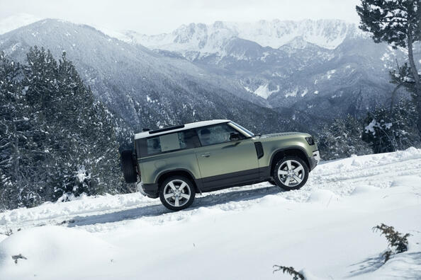 Land Rover Defender 90: ein Testbericht zum dreitürigen SUV Foto 4