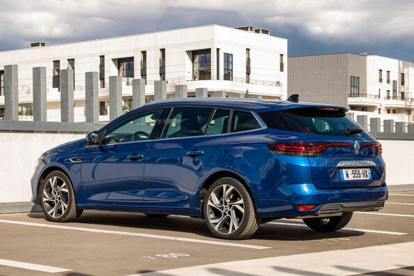 Renault Megane Estate: aktualisierter Kombi für ein aktives Leben Foto 3
