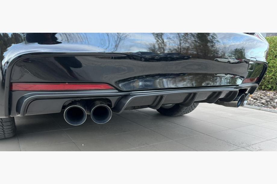 BMW 3 Series F30/F31 2012-2019 Heckdiffusor DPT V-3 (für M Performance, Schwarz Glanz) Image