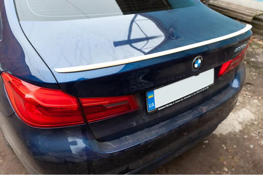 BMW 5er G30/G31 2017–2023 Heckspoiler DPT M-Performance Style (grundiert zum Lackieren) Image