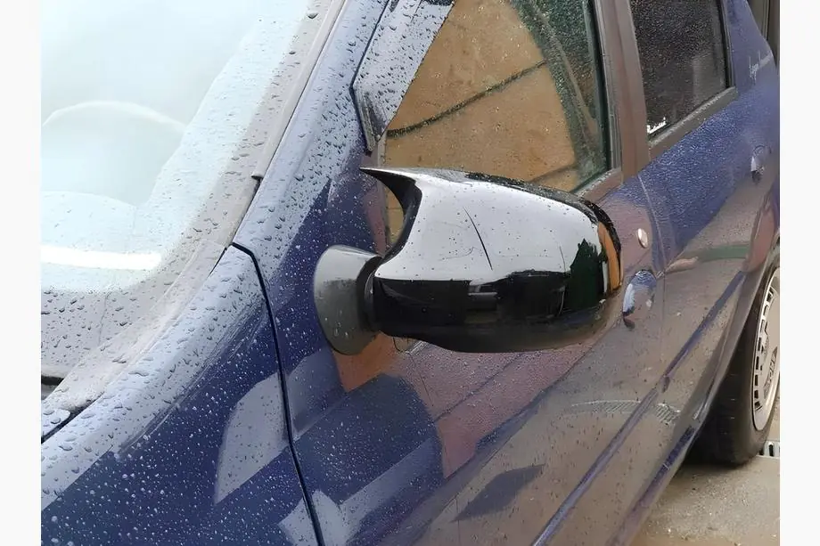 Dacia Duster 2008-2018 Spiegelabdeckungen BMW-Style (2 Stk) V-2 Foto 5