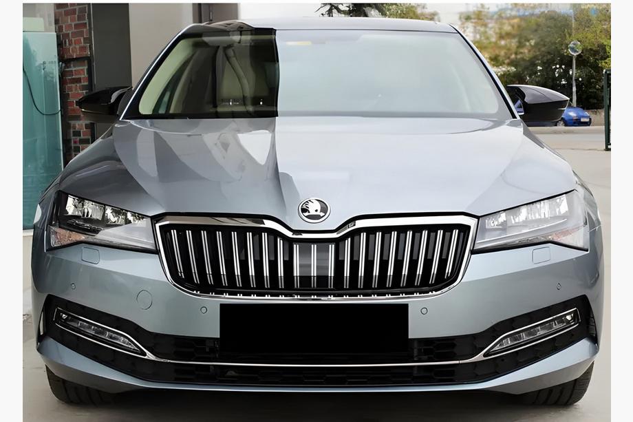 Skoda Superb 2015-2024 Spiegelabdeckungen BMW-Style (2 Stk) Foto 3