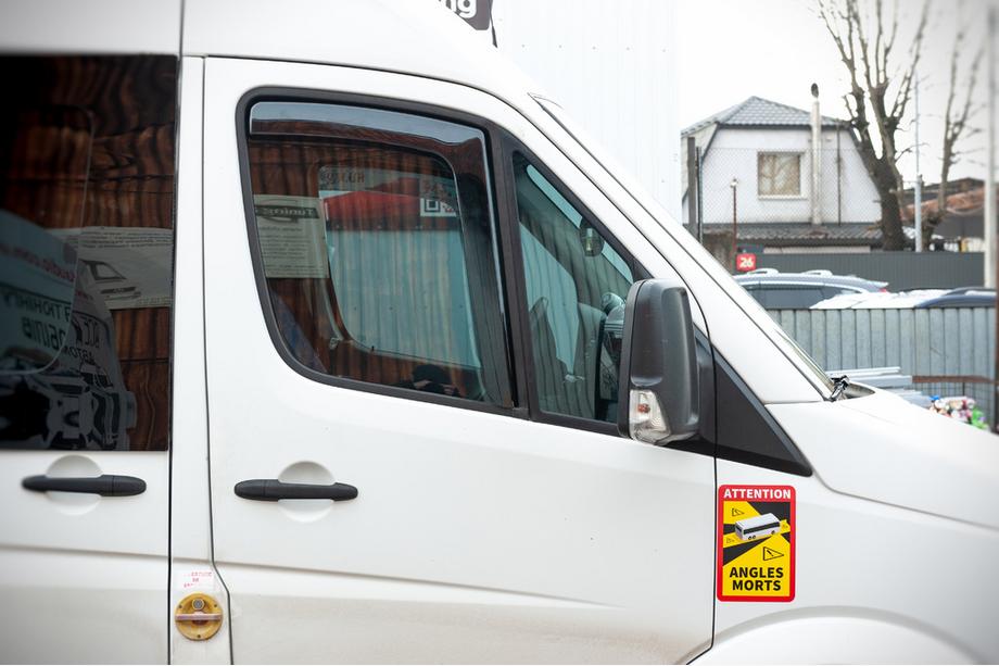 Volkswagen Crafter 2006-2016 Einschub-Windabweiser (halbtransparent, 2 Stk., Cagatay) Foto 10