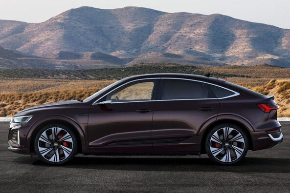 Testbericht zum leistungsstarken Elektro-Crossover Audi Q8 Sportback e-tron Foto 3