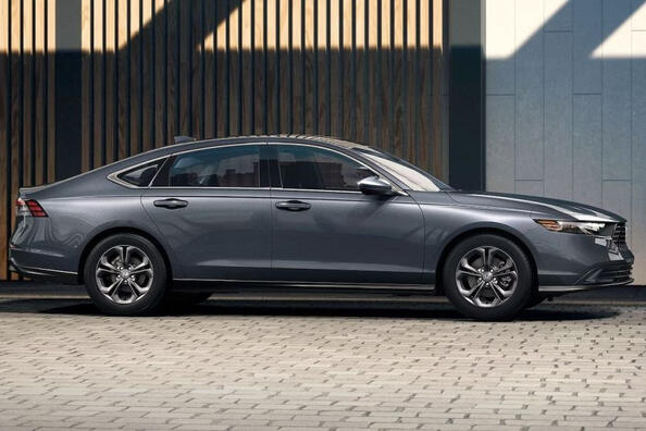 Testbericht zur Honda Accord-Limousine der elften Generation Foto 3
