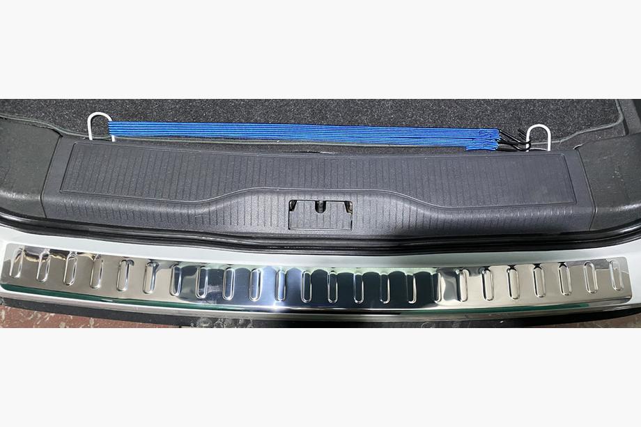 Opel Zafira B 2005–2011 Heckstoßstangenschutz Carmos V2 Edelstahl Foto 1