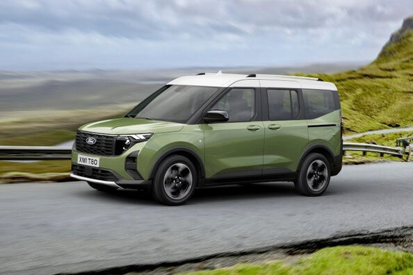 Testbericht zum Ford Tourneo Courier der zweiten Generation 2023 Foto 3