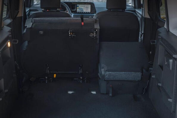Testbericht zum Ford Tourneo Courier der zweiten Generation 2023 Foto 6