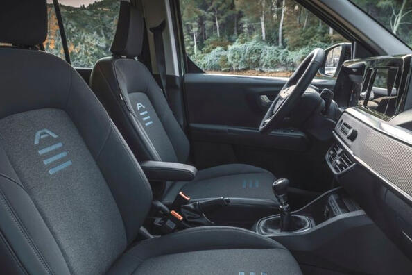 Testbericht zum Ford Tourneo Courier der zweiten Generation 2023 Foto 4